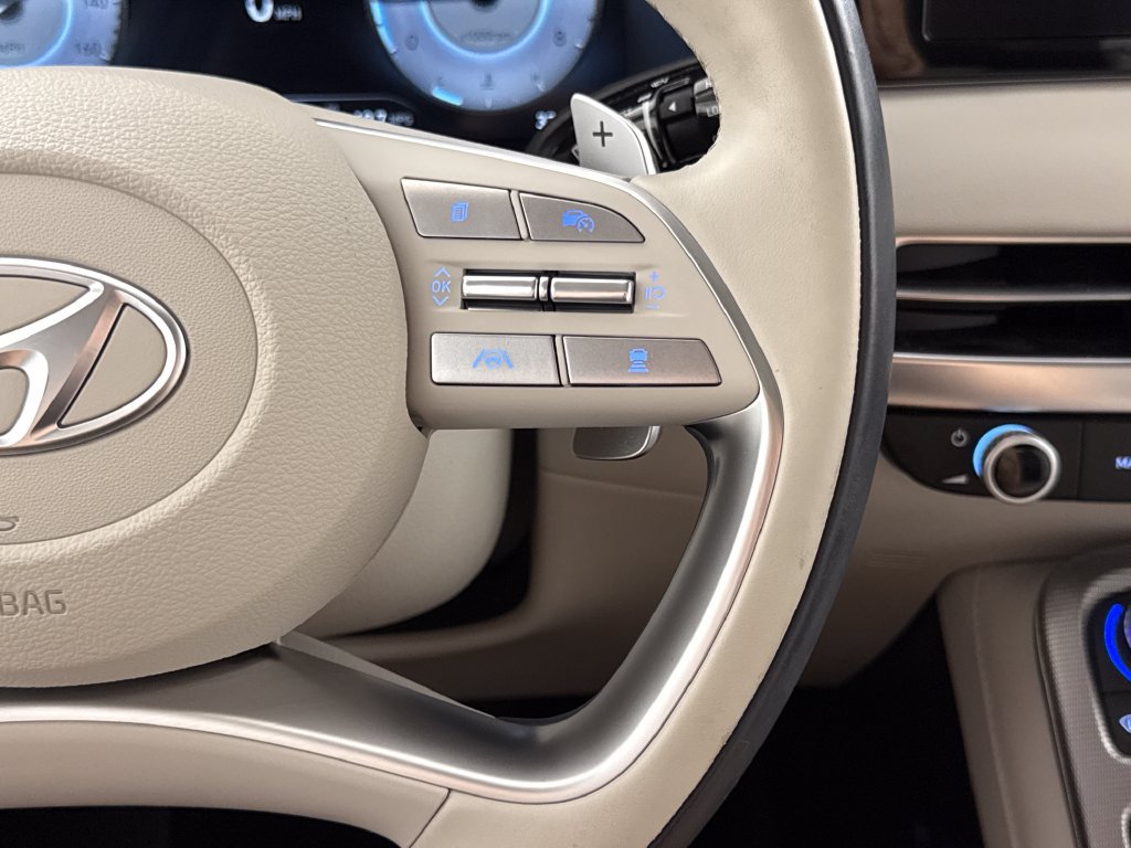 Used 2025 Hyundai Palisade Calligraphy FWD image 19