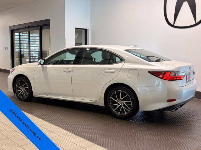 Used 2017 Lexus ES 350 w/ Luxury Package FWD image 3