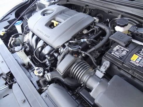 Used 2023 Kia Forte LXS image 34