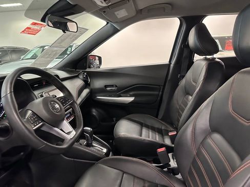 Used 2020 Nissan Kicks SR w/ SR Premium Package image 15