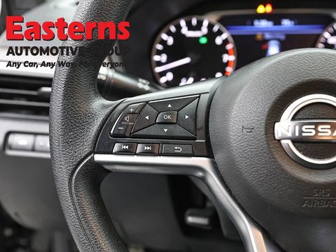 Used 2023 Nissan Altima 2.5 SV FWD image 15