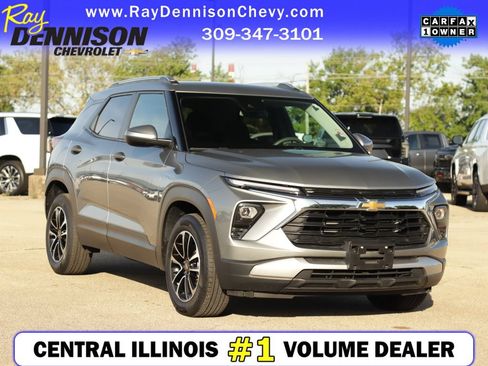 Used 2025 Chevrolet TrailBlazer LT AWD/4WD image 1