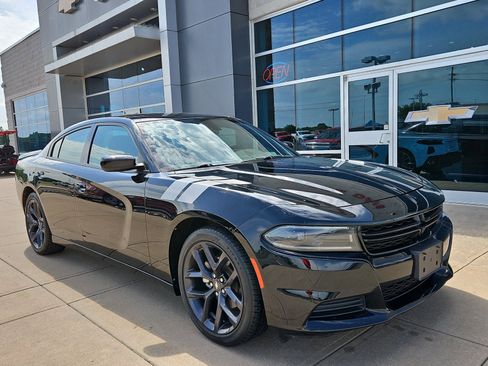 Used 2023 Dodge Charger SXT w/ Blacktop Package RWD image 1