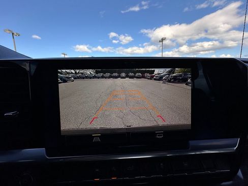 Certified 2023 Chevrolet Silverado 1500 RST w/ LPO, Dark Essentials Package AWD/4WD image 32