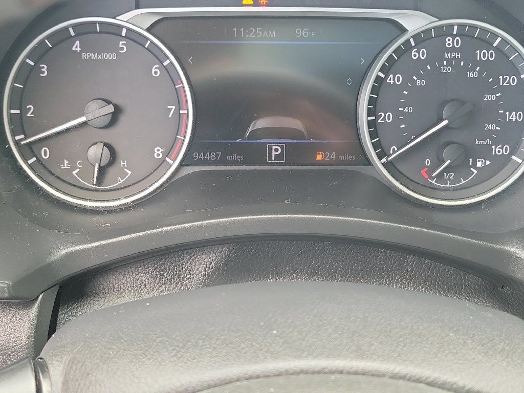 Used 2021 Nissan Sentra SR w/ SR Premium Package FWD image 13