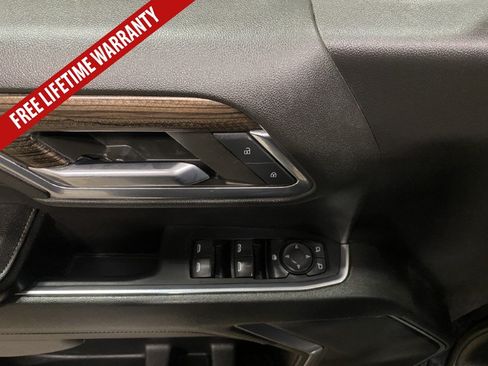 Used 2024 Chevrolet Silverado 1500 LT w/ Z71 Off-Road Package AWD/4WD image 32