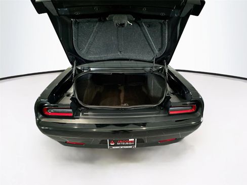Used 2021 Dodge Challenger R/T Scat Pack w/ Plus Package RWD image 17