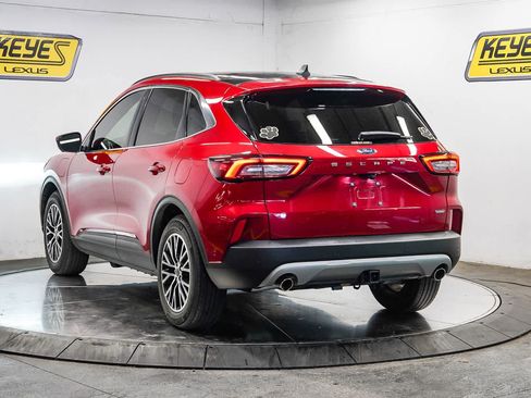 Used 2023 Ford Escape SE w/ PHEV Premium Package FWD image 2