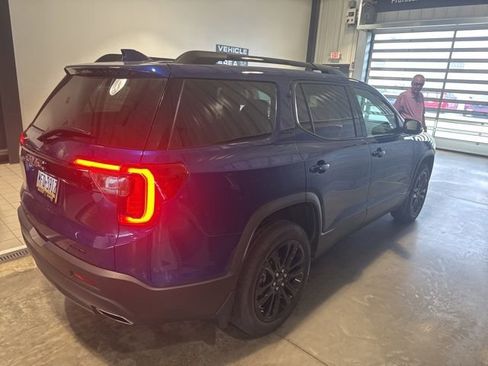 Used 2023 GMC Acadia SLE w/ Driver Convenience Package AWD/4WD image 3