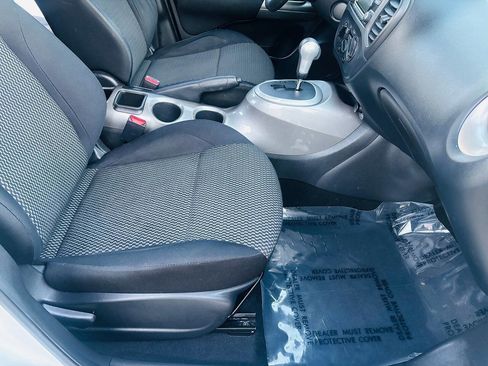 Used 2016 Nissan Juke S image 16