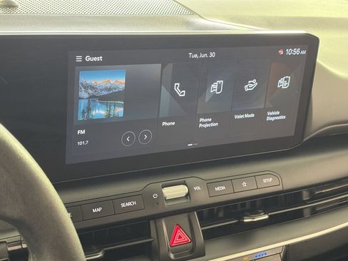Used 2025 Kia K4 FWD image 14