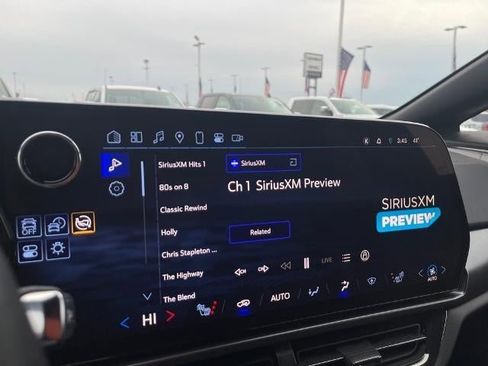 Used 2024 Chevrolet Equinox EV RS image 13