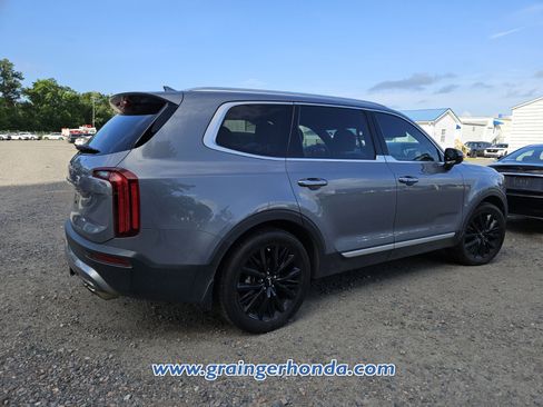 Used 2022 Kia Telluride SX w/ Towing Package FWD image 7