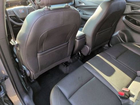 Used 2024 Buick Encore GX Sport Touring image 25
