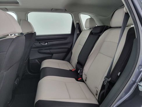 Used 2025 Honda CR-V EX image 16
