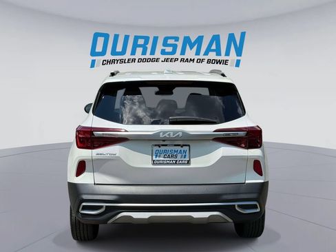 Used 2022 Kia Seltos EX AWD/4WD image 3