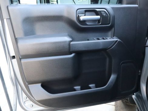 Used 2021 Chevrolet Silverado 1500 Custom Trail Boss w/ Safety Confidence Package AWD/4WD image 19