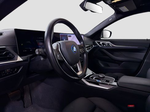Used 2024 BMW i4 xDrive40i image 10