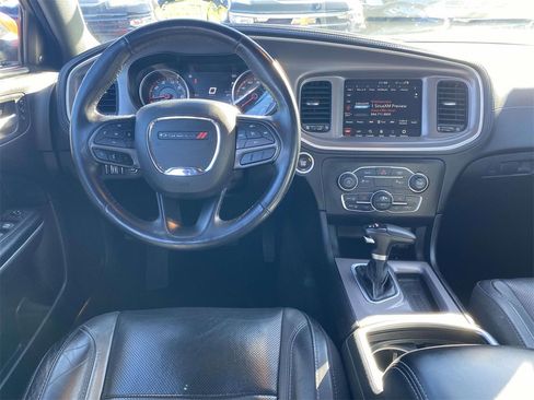 Used 2022 Dodge Charger SXT w/ Plus Group image 9