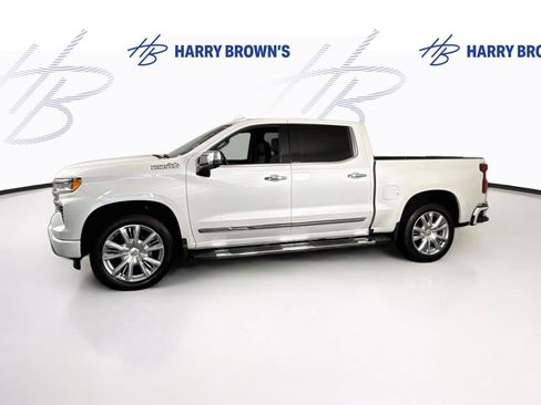 Used 2024 Chevrolet Silverado 1500 High Country w/ High Country Premium Package AWD/4WD image 29