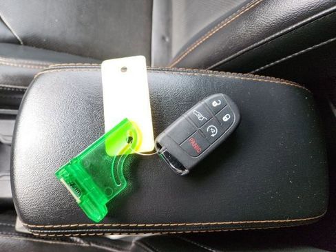 Used 2019 Jeep Compass Limited image 21