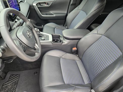 Used 2024 Toyota RAV4 XSE image 17