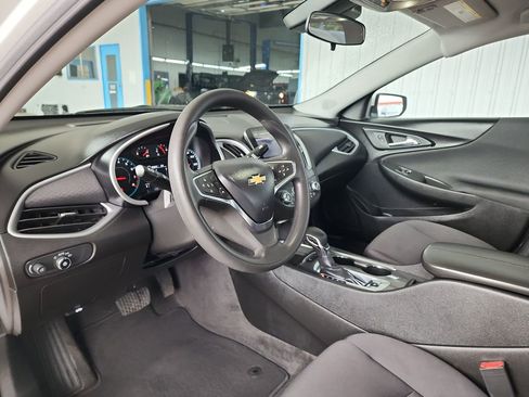 Used 2024 Chevrolet Malibu LT FWD image 15