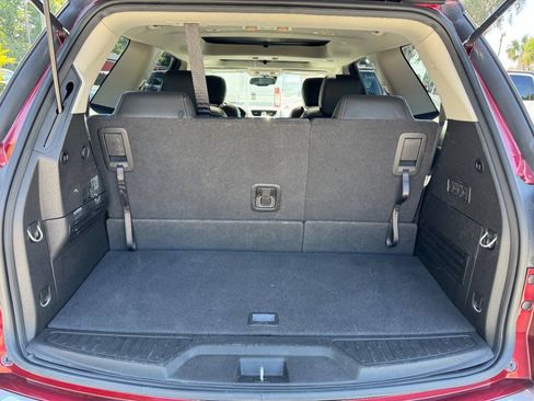 Used 2017 GMC Acadia Limited SLT AWD/4WD image 13