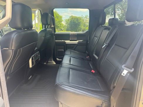 Used 2019 Ford F250 Lariat w/ Lariat Value Package AWD/4WD image 3