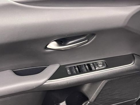 Certified 2025 Lexus UX 300h FWD image 10