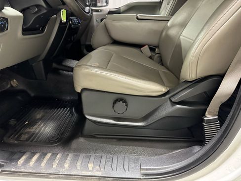 Used 2019 Ford F350 XL w/ Power Equipment Group image 19