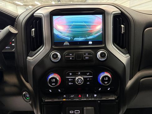Used 2022 GMC Sierra 1500 Elevation AWD/4WD image 19