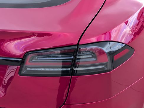 Used 2023 Tesla Model S Standard Range image 12