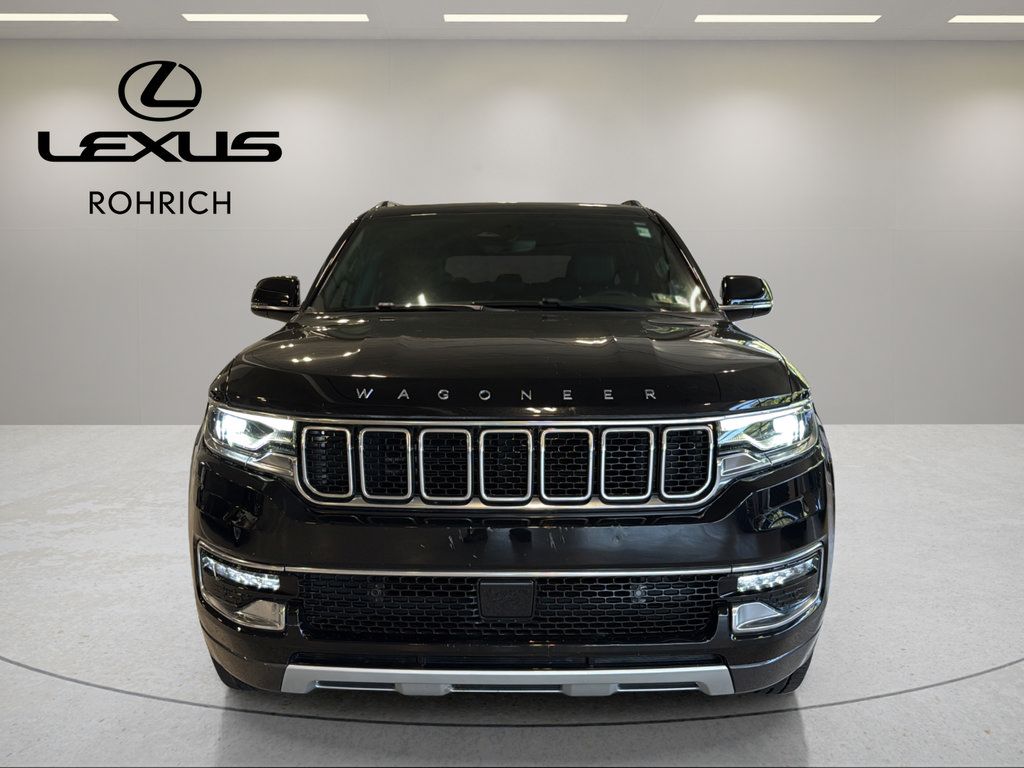 Used 2022 Jeep Wagoneer Series II AWD/4WD image 2