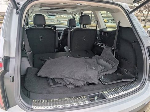 Used 2025 Kia Telluride SX Prestige image 28