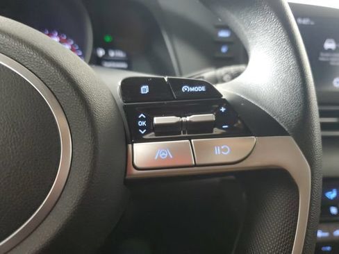 Used 2023 Hyundai Elantra SEL FWD image 23
