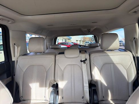 Used 2024 Ford Expedition Max Limited image 11