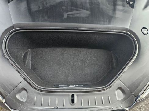 Used 2025 Tesla Model S AWD/4WD image 27