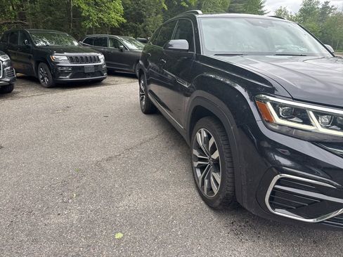 Used 2023 Volkswagen Atlas Cross Sport SEL Premium R-Line AWD/4WD image 24