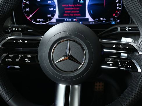 New 2026 Mercedes-Benz GLC 350e 4MATIC image 18
