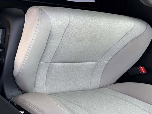 Used 2025 Honda Accord SE image 9