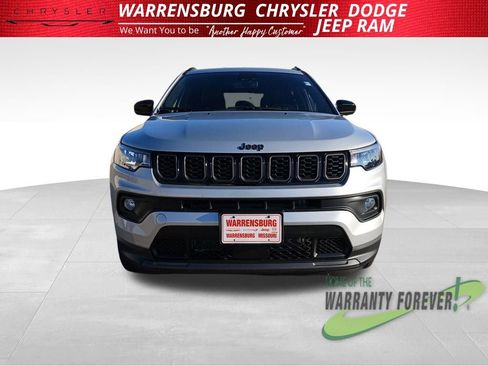 New 2026 Jeep Compass Latitude image 10