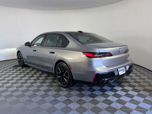 Certified 2024 BMW 760i xDrive w/ Executive Package AWD/4WD image 3