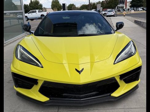 Used 2023 Chevrolet Corvette Stingray Premium Conv w/ Z51 Performance Package RWD image 5