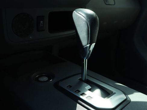 Used 2021 Nissan Frontier S image 48