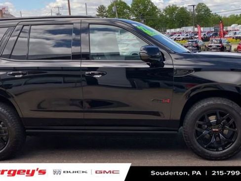 Used 2022 GMC Yukon AT4 w/ Max Trailering Package AWD/4WD image 11