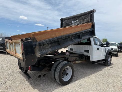 Used 2018 Ford F550 4x4 Regular Cab Super Duty image 10
