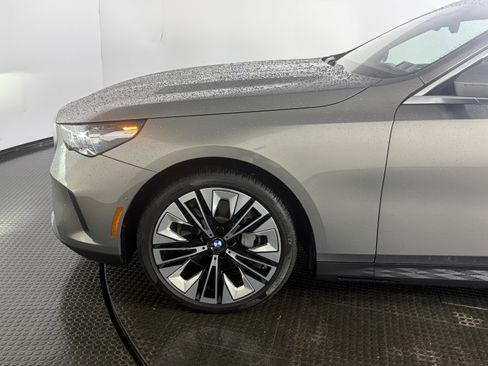 Certified 2025 BMW 540i xDrive AWD/4WD image 4