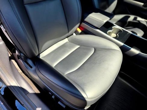 Used 2018 Tesla Model 3 Mid Range RWD image 39