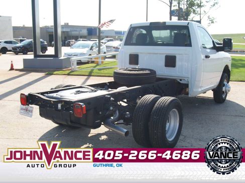 Used 2024 RAM 3500 Tradesman image 10